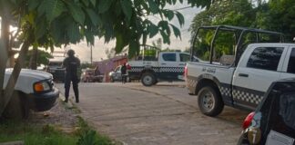 Policías disparan contra jóvenes universitarios en Coatzacoalcos, muere uno y al otro lo detienen.
