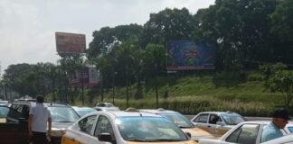 “El taxi: un lastre sin modernización en Veracruz” .