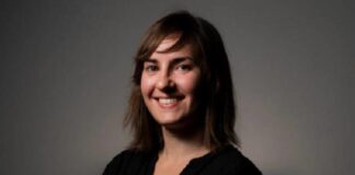 El arresto de una periodista de investigación simboliza el deterioro de la libertad de prensa en Francia.