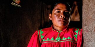 Vuelve a triunfar Lorena Ramírez indígena Tarahumara