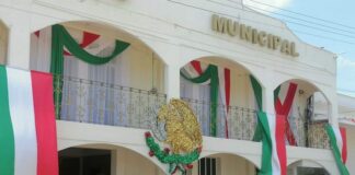 A la alcaldesa de Soledad de Doblado le exigen realizar carretera de Tenenexpan-Mata Cazuela