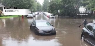 Declaran estado de emergencia en Nueva York por las lluvias torrenciales .