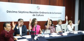 Comisión de Cultura avala proyecto para inscribir nombre de Carlos Monsiváis en Muro de Honor de Senado