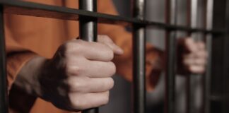 Pena de cárcel a quien difunda información de víctimas de feminicidios .