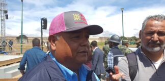 Eric Cisneros niega que oblige a presidentes municipales a promover su candidatura.