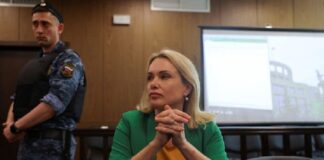 Por protestar contra invasión de Putin a Ucrania condenan a periodista a 8 años de cárcel