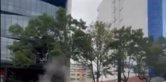 Trabajadores de PJF devuelven la quema de figura a AMLO y en redes los linchan.