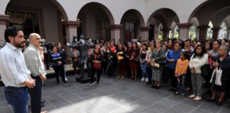 Realiza Alcalde de Xalapa jornada de atención ciudadana en Palacio Municipal .