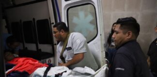 Realiza IMSS Veracruz Sur cuarto traslado de paciente con complicaciones por dengue