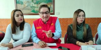 PT pide la cabeza del titular de la SEDEMA .