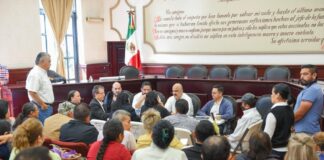 Audiencias ciudadanas de Ricardo Ahued en Palacio Municipal .