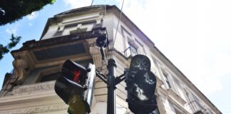 Renueva Ayuntamiento de Xalapa semáforos del Centro Histórico.