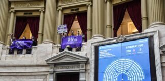 Argentina aprueba la ley Olimpia que sanciona violencia digital, acoso callejero y la pornovenganza