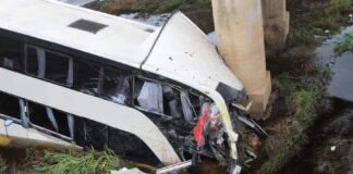 #Veracruz: Se incrementa a 12 número de fallecidos por accidente de autobús de turismo #LaTinaja