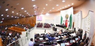 Modifica Congreso la integración de 10 comisiones legislativas .