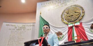 Llama Diputade a luchar contra la discriminación que sufren personas con VIH .