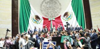 Diputados de Morena , PT y PVEM rechazan aprobar recursos para reconstrucción de Acapulco.