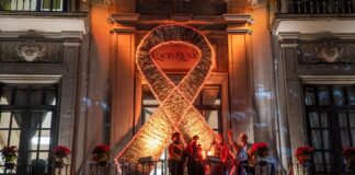 Realizan autoridades de Xalapa encendido del Moño Naranja #16DíasDeActivismo