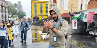 Javier Tenorio Vásquez, estudiante con incapacidad auditiva, marcha en solitario por esto #Xalapa