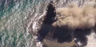 Nace una nueva Isla en Japón tras explosión volcánica .
