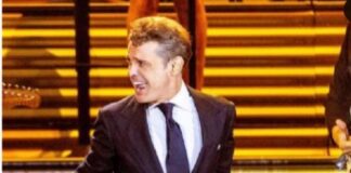 Resbalón de Luis Miguel en concierto en la Arena de Ciudad de México #Video