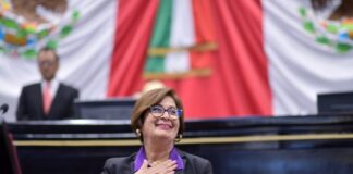 Presenta legisladora informe de labores de la Diputación Permanente .