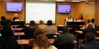 Inicia en casa la brecha de género .