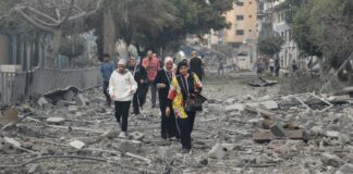 Israel-Palestina: Expertos en derechos humanos piden un alto el fuego para prevenir un genocidio palestino .