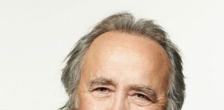 Serrat recibirá en España Medalla de Honor por contribución a la música