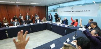 Por esto aprobaron en el senado la renuncia de Zaldívar .