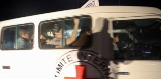 Hamás liberó este martes a un quinto grupo de rehenes; diez israelíes y dos extranjeros