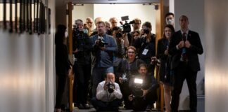 La UNESCO advierte de la violencia contra los periodistas en el año superelectoral de 2024 .