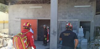 Cae elevador y mueren cuatro