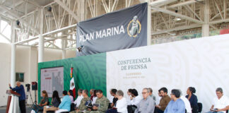 Basado en foquitos decembrinos AMLO asegura que Acapulco pasará una navidad mejor