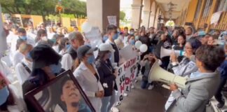 ¡No eran narco juniors eran estudiantes! Gritan en Marcha en Celaya por masacre de 5 estudiantes .