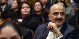 Asiste Ricardo Ahued a comparecencia del gobernador Cuitláhuac García Jiménez.