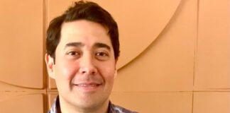 Renuncia a la dirigencia municipal del PRI y al partido Alfredo Niño Flores.