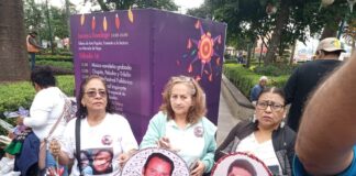 Madres buscadoras en Veracruz rechazan los datos de AMLO sobre desaparecidos.