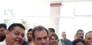 Pepe Yunes confía en que oposición ganará la gubernatura de Veracruz.