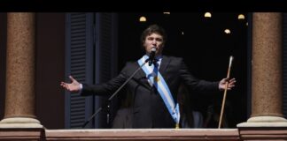 Milei promete una nueva era para Argentina al rendir protesta como presidente.