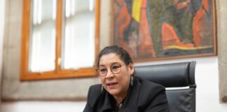 Se acaban a Lenia Batres en su primera intervención como ministra.