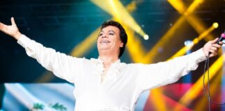 Acusan uso indebido de una imagen en docuserie de Juan Gabriel  .