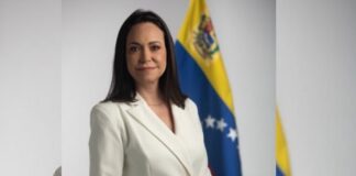 Inhabilitan a María Corina, única adversaria que podía ganar a Maduro en elecciones