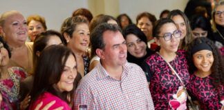 Seguimos encampañados .