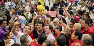 Coatzacoalcos sobrevive al abandono de un mal gobierno: Pepe Yunes