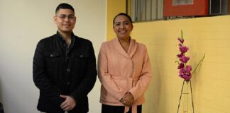 Proseembuv contribuye a disminuir la deserción escolar por embarazo .