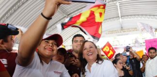 En Tihuatlán Rocío Nahle advierte que seguirán sumando para consolidar la transformación en Veracruz.