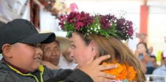 Rocío Nahle reconoce a alcaldes que se han sumado a su causa .