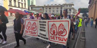 SETSUV marcha en demanda a UV que nivele tabulador al salario mínimo.