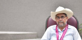 Entrega Poder Legislativo a Gilberto Gutiérrez la medalla Adolfo Ruiz Cortines